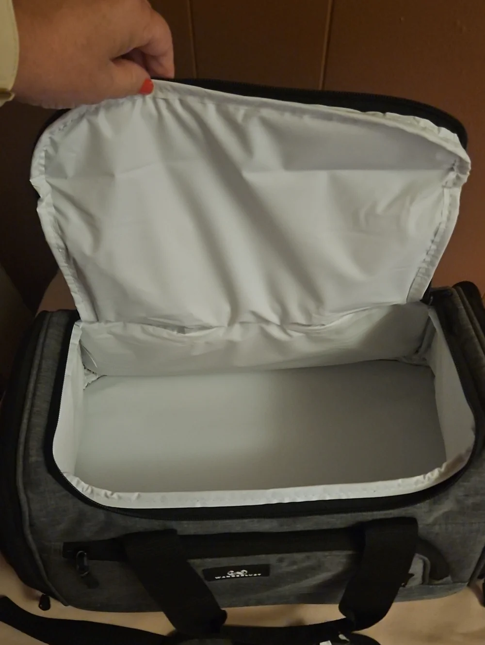 WANDERLUST Gray Travel Duffel Cooler Bag - Convertible Shoulder & Hand Carry